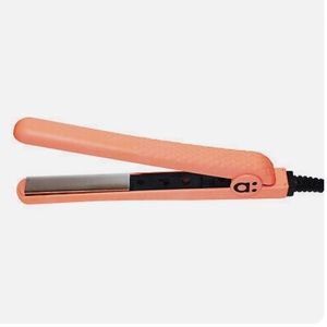 Amika straightener
